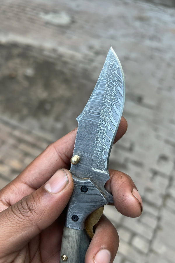 Jadeline Damascus Folder 7