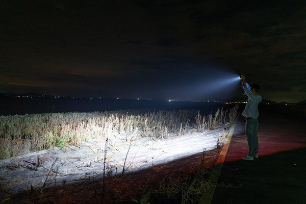 Rechargeable Adjustable Led Flashlights With High Lumen With Battery Display Super Bright Waterproof Flashlight 5 Lighting Modes For Adventure Hiking Camping Hunting New Design