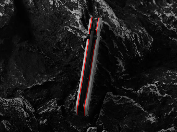 The Loyalist Folding Pocket Knife Giftset for Men and Women (Black and White)