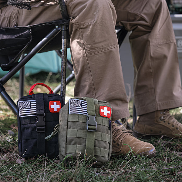ESSENTIAL<br> SURVIVAL FIRST AID KIT