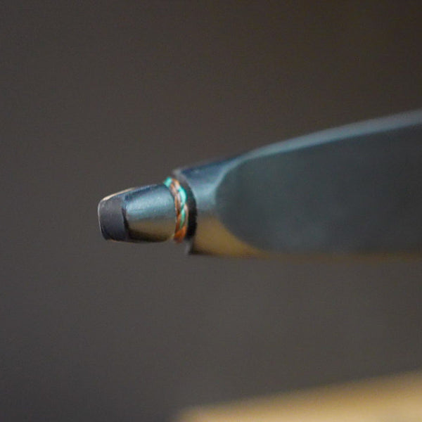 The INSPECTED Black Hunter Longbow MK1